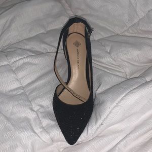 Antonio Melani beautiful black jeweled 👠 heels